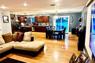 285 Daniel St, Lindenhurst, NY 11757 - Photo 8