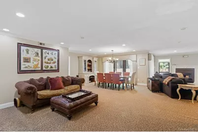 302 Vista Drive, Jericho, NY 11753 - Photo 8
