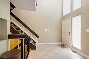 302 Vista Dr, Jericho, NY 11753 - Photo 4