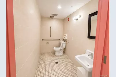 136-82 39th Avenue #2FL, Flushing, NY 11354 - Photo 4