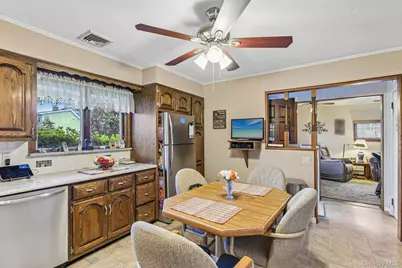 83 Coppersmith Road, Levittown, NY 11756 - Photo 12