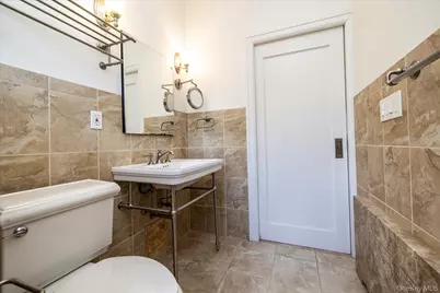 52-37 39th Avenue, Sunnyside, NY 11104 - Photo 18
