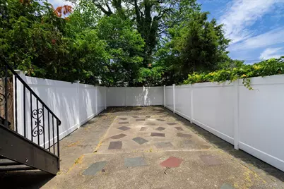 52-37 39th Avenue, Sunnyside, NY 11104 - Photo 8