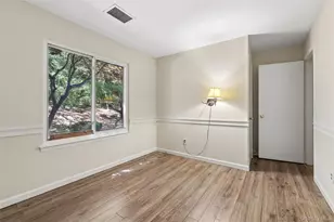 950 Skyline Dr, Coram, NY 11727 - Photo 20