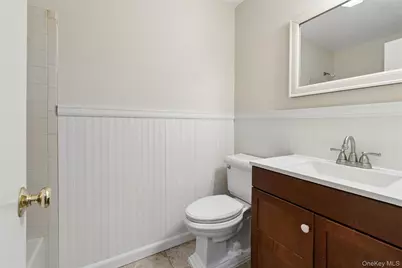 950 Skyline Drive, Coram, NY 11727 - Photo 26