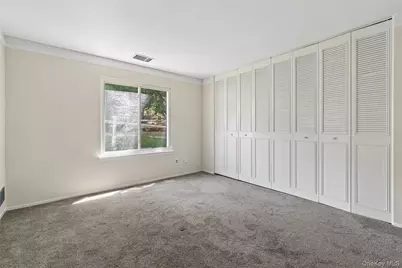 950 Skyline Drive, Coram, NY 11727 - Photo 22