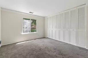 950 Skyline Dr, Coram, NY 11727 - Photo 22