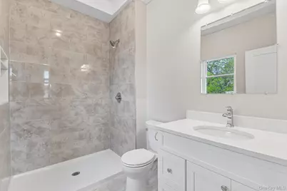 384 Scudder Avenue #Lot 2, Copiague, NY 11726 - Photo 26