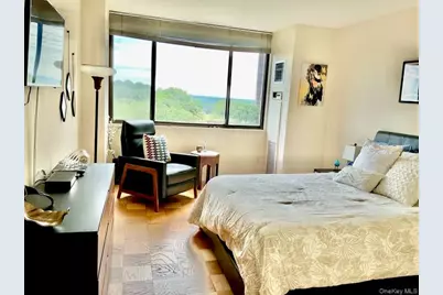 26910 Grand Central Parkway #7M, Floral Park, NY 11005 - Photo 6