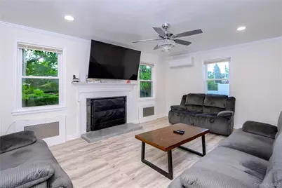 106 Dunwoodie Street, Yonkers, NY 10704 - Photo 12