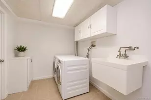 2419 Rockville Centre Pkwy, Oceanside, NY 11572 - Photo 18