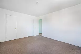 233 E Alhambra Ave, Lindenhurst, NY 11757 - Photo 14