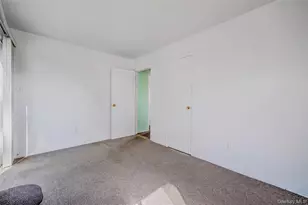 233 E Alhambra Ave, Lindenhurst, NY 11757 - Photo 12
