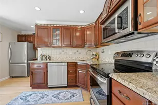 4 Bacon Ln, Babylon, NY 11702 - Photo 14