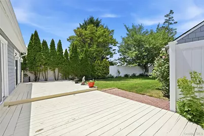 4 Bacon Lane, Babylon, NY 11702 - Photo 24