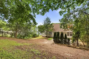 24 Valley View Terrace, Mount Kisco, NY 10549 - Photo 32