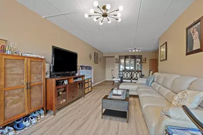 61-12 69th Street #2M, Middle Village, NY 11379 - Photo 14