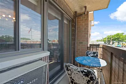 61-12 69th Street #2M, Middle Village, NY 11379 - Photo 6