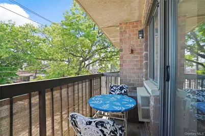 61-12 69th Street #2M, Middle Village, NY 11379 - Photo 32