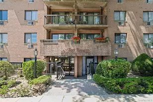 61-12 69th St, Middle Village, NY 11379 - Photo 2