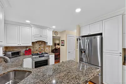 14 Tyler Place, Nanuet, NY 10954 - Photo 14