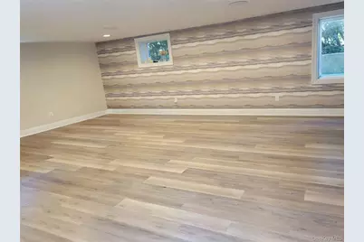 650 Prescott Place, Woodmere, NY 11581 - Photo 22