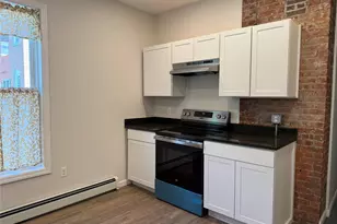 228 Mansion St, Poughkeepsie, NY 12601 - Photo 2