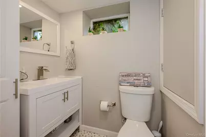 26 Rhode Avenue, Merrick, NY 11566 - Photo 12