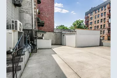 4779 White Plains Road, Bronx, NY 10470 - Photo 22