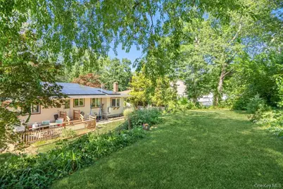39 Tanglewood Drive, Smithtown, NY 11787 - Photo 24