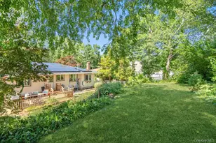 39 Tanglewood Dr, Smithtown, NY 11787 - Photo 24