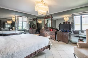 52-04 Redfield St, Douglaston, NY 11362 - Photo 22