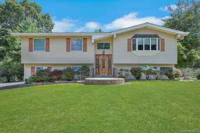6 Hannah Lane, Valley Cottage, NY 10989 - Photo 1