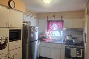 146-15 223rd St, Springfield Gardens, NY 11413 - Photo 8
