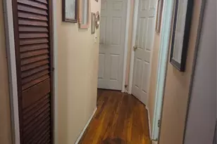 146-15 223rd St, Springfield Gardens, NY 11413 - Photo 16