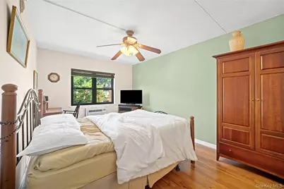 71-34 162nd #3, Fresh Meadows, NY 11365 - Photo 10