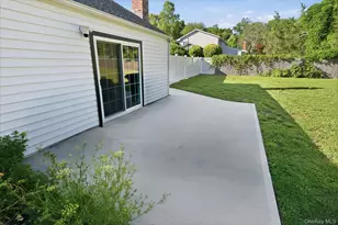 174 Warner Rd, Huntington, NY 11743 - Photo 32