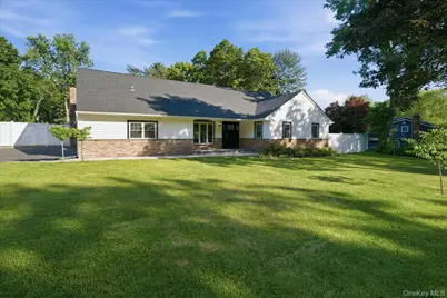 174 Warner Road, Huntington, NY 11743 - Photo 2