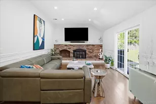 174 Warner Rd, Huntington, NY 11743 - Photo 8