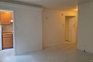 140-65 Beech Ave, Flushing, NY 11355 - Photo 10
