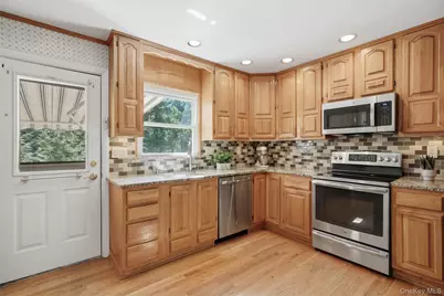 10 Highview Terrace, Somers, NY 10589 - Photo 4