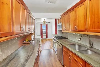 3616 Henry Hudson Parkway #6AN, Bronx, NY 10463 - Photo 6
