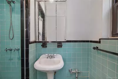 3616 Henry Hudson Parkway #6AN, Bronx, NY 10463 - Photo 12