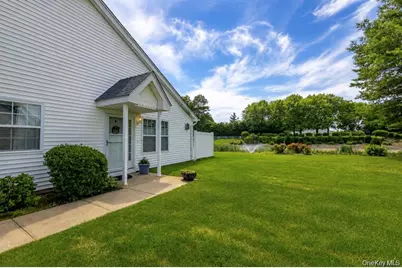 7 Summerfield Lane S #7, Aquebogue, NY 11901 - Photo 1
