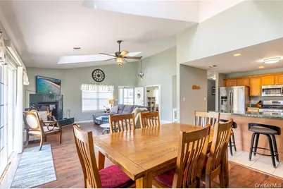 7 Summerfield Lane S #7, Aquebogue, NY 11901 - Photo 16