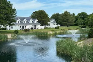 7 Summerfield Ln S, Aquebogue, NY 11901 - Photo 8
