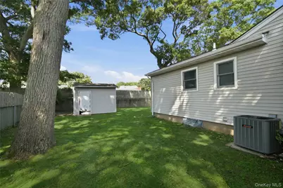 58 Highland Avenue, Patchogue, NY 11772 - Photo 32