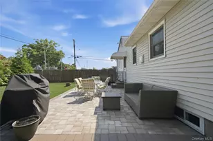 58 Highland Ave, Patchogue, NY 11772 - Photo 30