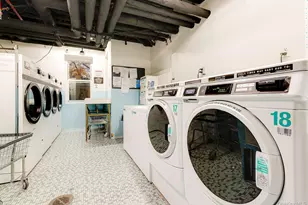 66-10 Thornton Pl, Rego Park, NY 11374 - Photo 20