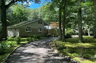 3 Fox Ln, Locust Valley, NY 11560 - Photo 4